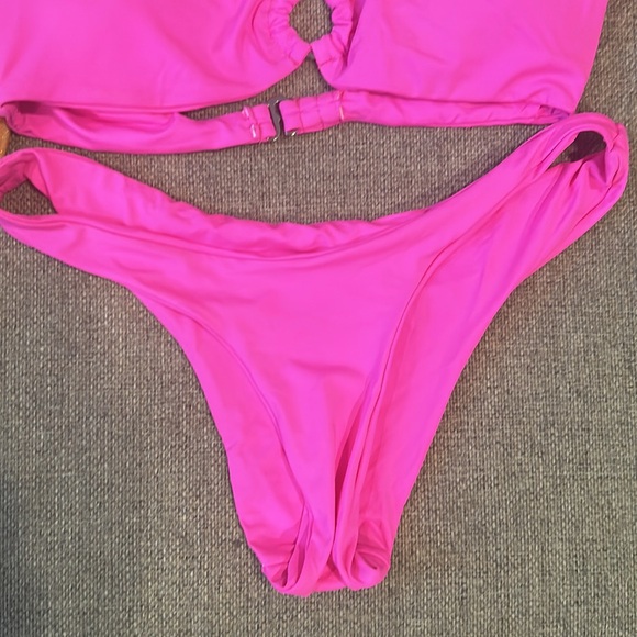 Bikini Bundle - Picture 7 of 7